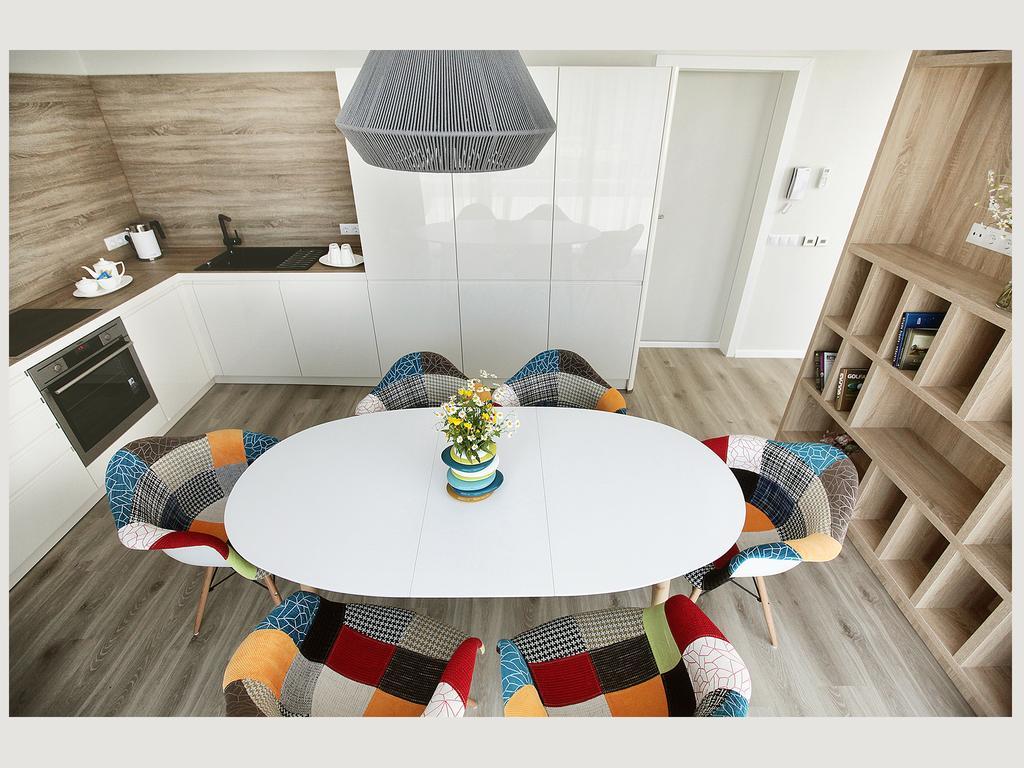 Linden Home Klaipeda Centrum Apartment Rom bilde